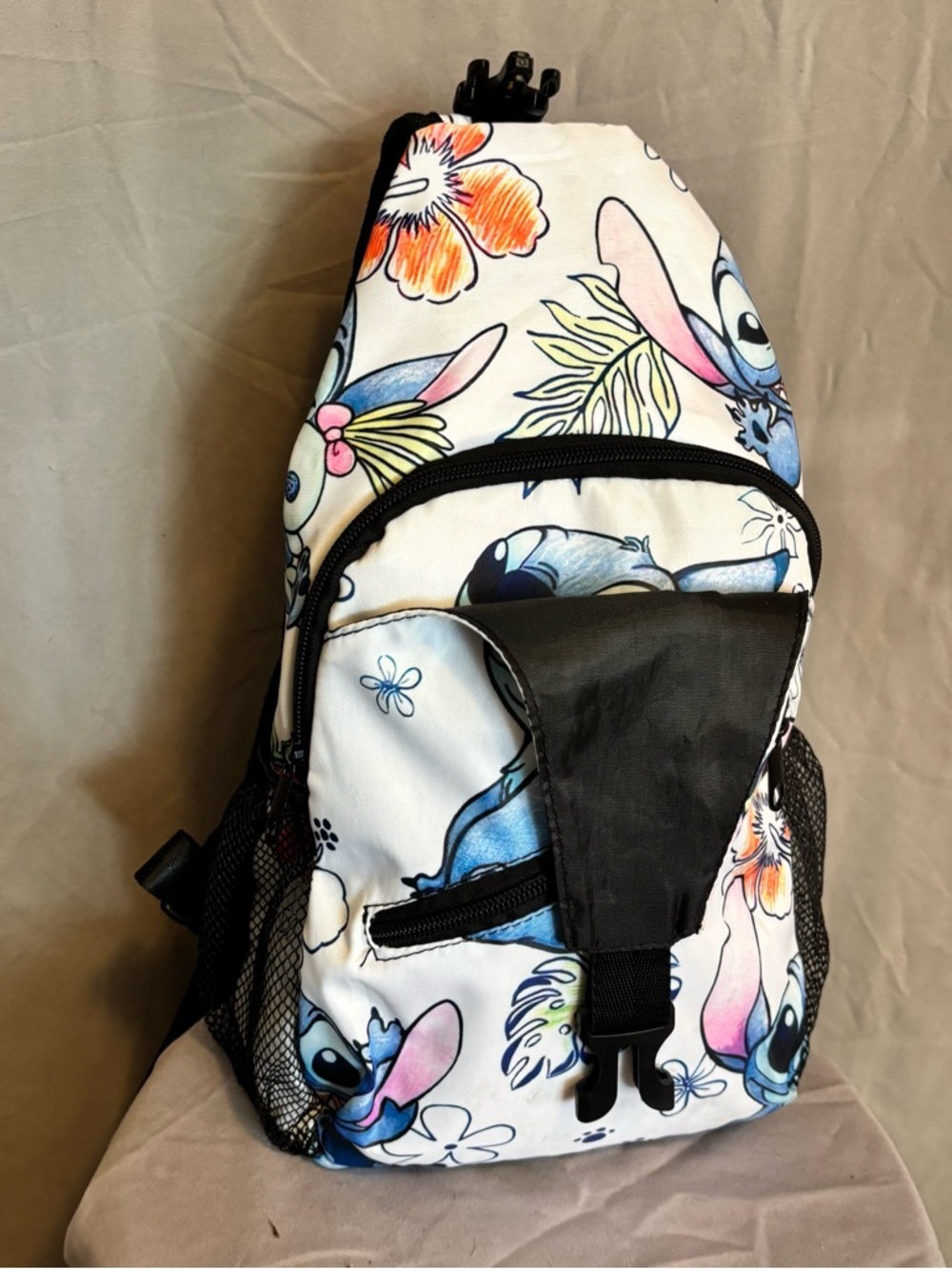 Stitch Print Sling Backpack - White & Blue Floral Design - Picture 5 of 5